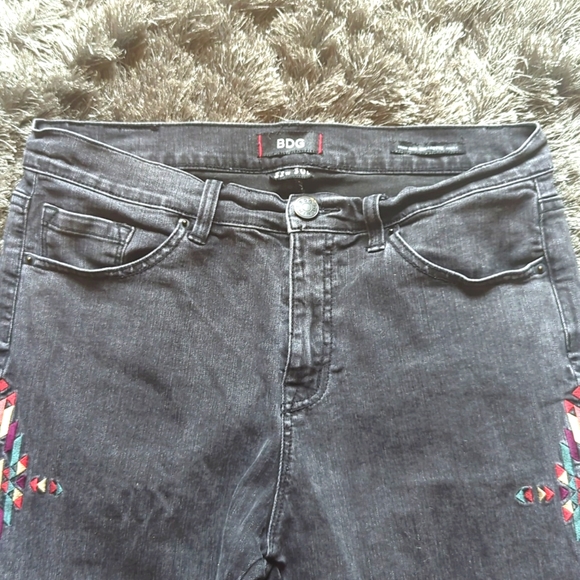 BDG Highrise Cigarette Ankle Jeans in gray with embroidered tribal design - Picture 4 of 13